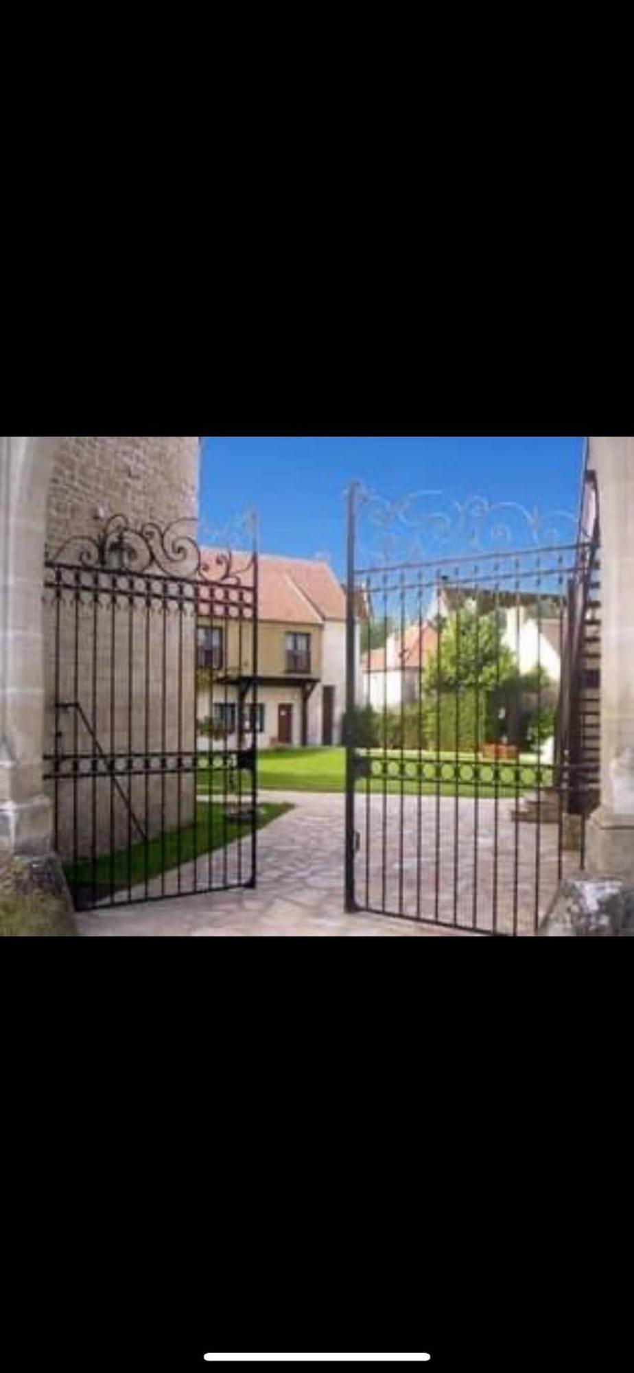 Auberge Du Jeu D'Arc Mello Экстерьер фото